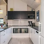 5 Star Holiday Home In Blavand *
