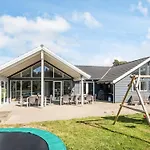 5 Star Holiday Home In Blavand 펜션