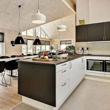 Ferienhaus 18 Person In Bl Vand *