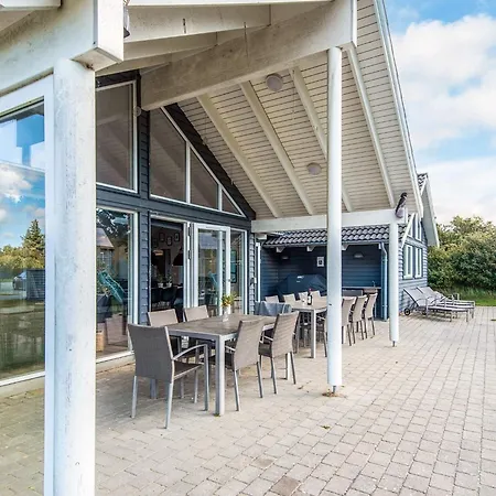 5 Star Holiday Home In Blavand * Blåvand