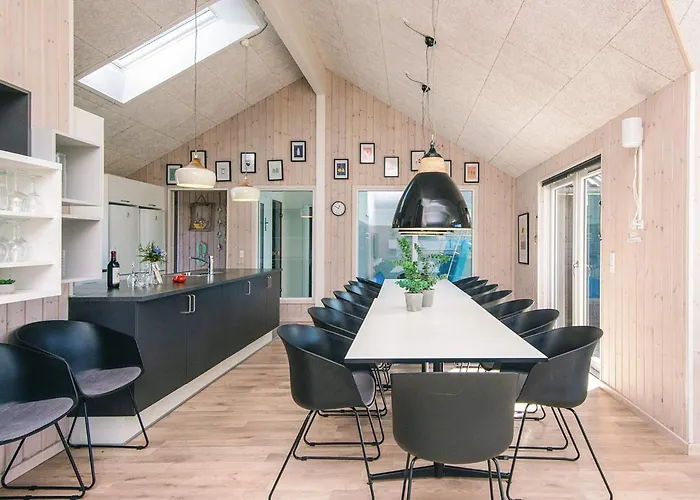 Luxury Pool Retreat In - By Traum Casa vacanze *